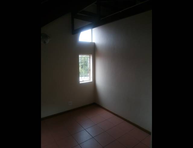 3 BEDROOM DUPLEX RENTED IN GARSFONTEIN